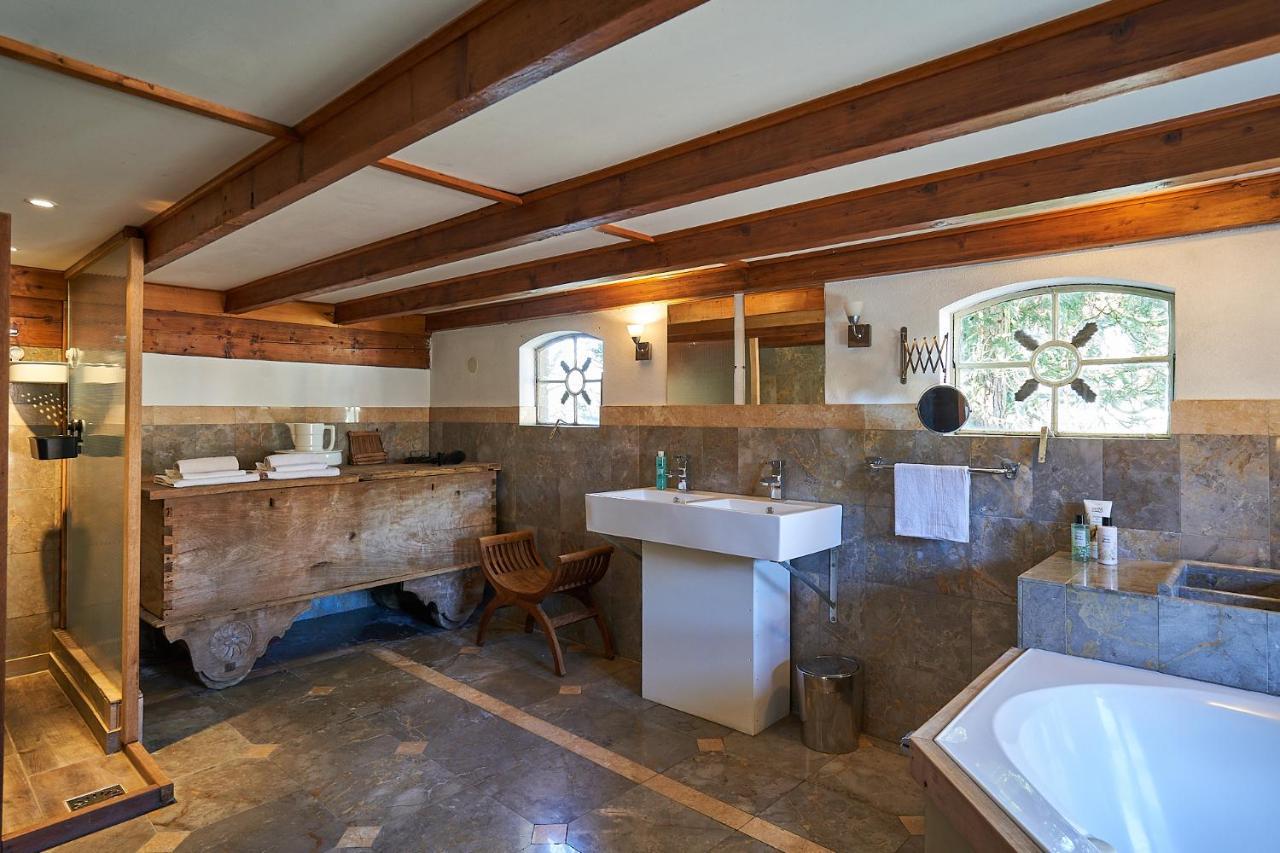 Huis Met De Leeuwenkoppen ディーレン エクステリア 写真